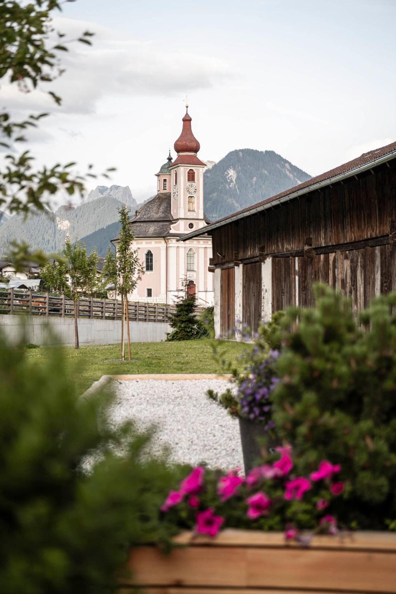Strasserwirt - Ansitz Zu Tirol Strassen Dış mekan fotoğraf